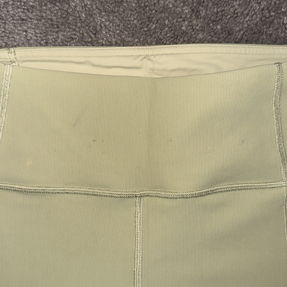 LULULEMON shorts - Picture 4 of 6